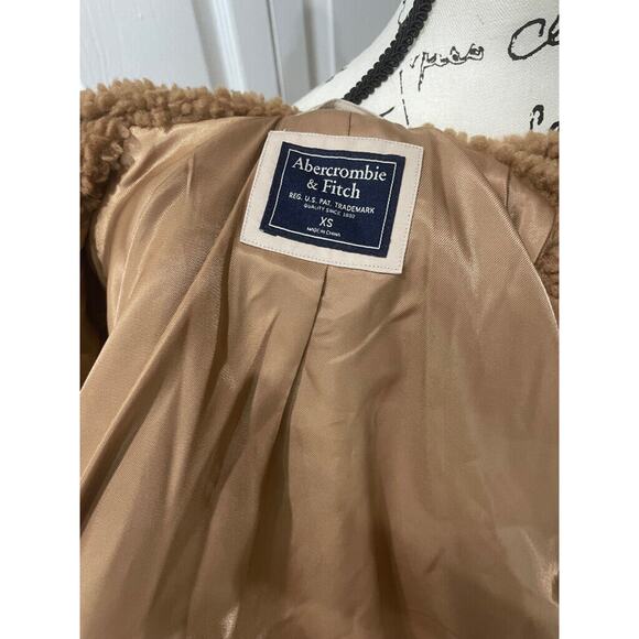 ABERCOMBIE & FITCH JACKET TEDDY BEAR TAN SZ XS COZZY TRENDY VERSATILE AESTHETIC - Picture 8 of 13
